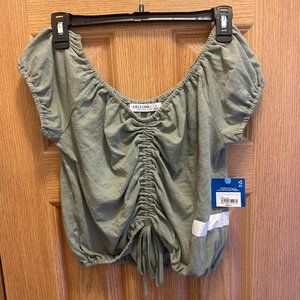 Kohls Arizon Jean Co. Olive Green Crop Top- Small